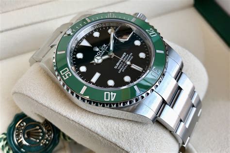 rolex submariner starbucks price.